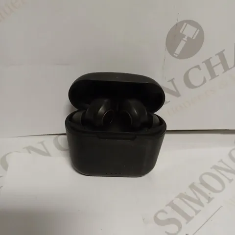 BLUETOOTH TRUE WIRELESS NOISE CANCELLING  EARBUDS WITH CHARGING CASE