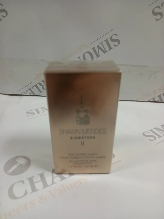 BOXED SHAWN MENDES SIGNATURE EAU DE PARFUM SPRAY - 30ML