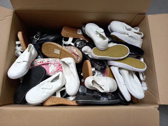 APPROXIMATELY 13 ASSORTED KIDS PAIRS OF SHOES IN VARIOUS COLOURS, STYLES, AND SIZES