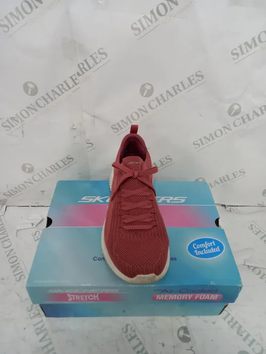 BOXED PAIR OF SKECHERS STRETCH FIT ULTRA FLEX 3.0 SHOES RUST UK SIZE 4.5