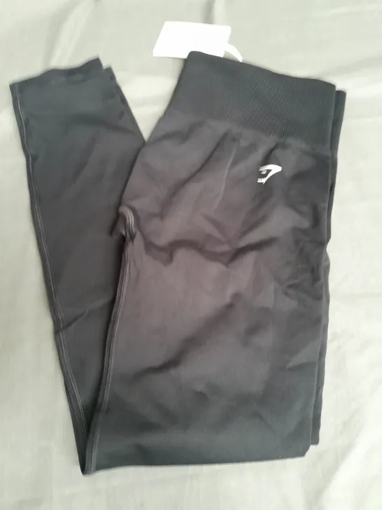 GYMSHARK EVERYDAY LEGGINGS IN BLACK - LARGE