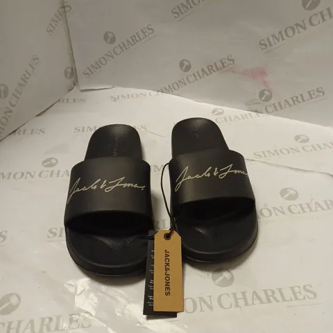 JACK & JONES  SLIDER/FLIP-FLOP UK SIZE 10 - BLACK