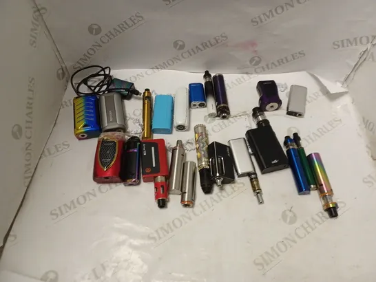 LOT OF APPROXIMATELY 12 VAPES TO INCLUDE ASPIRE, ELEAF, AND ARC MINI ETC.