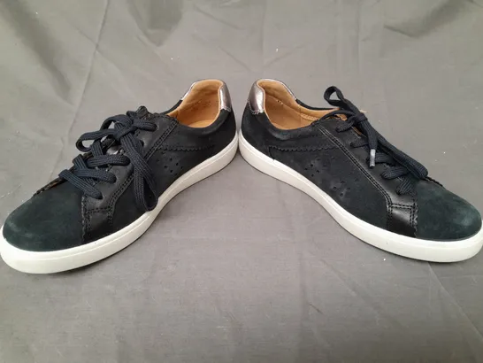 BOXED PAIR OF HOTTER STELLAR SHOES IN CHARCOAL BLUE UK SIZE 5