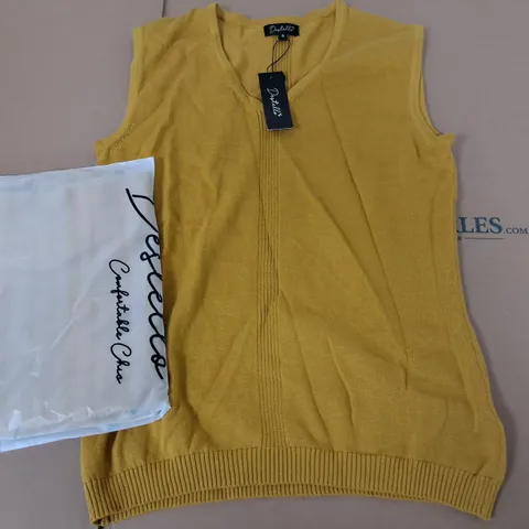 LOT OF 2 BRAND NEW DESTELLO V-NECK VESTS IN MUSTARD - S