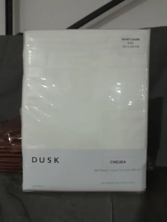 DUSK CHELSEA 200-THREAD COUNT COTTON PERCALE DUVET COVER KING SIZE 