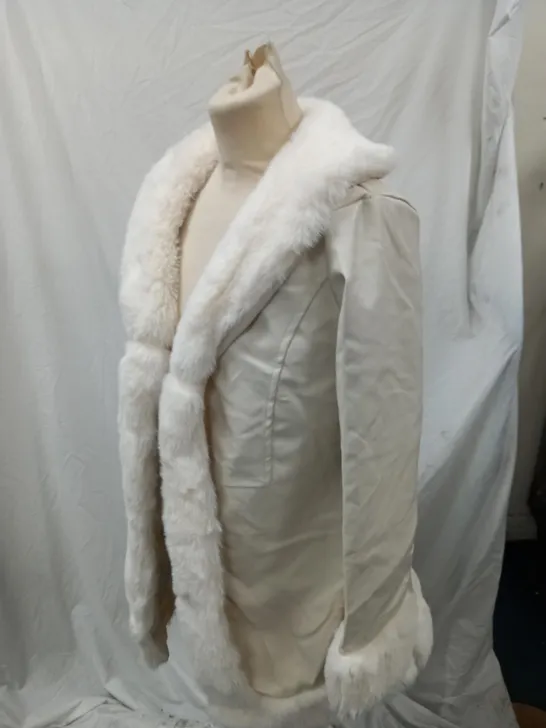 CRÈME AND WHITE FUR LONG JACKET 