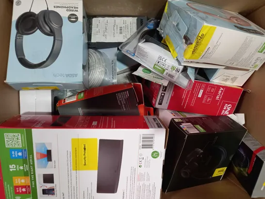 BOX OF APPROXIMATELY 30 ASSORTED ELECTRICAL ITEMS TO INCLUD ASDA TECH TRUE WIRELESS EARBUDS, ASDA TECH POWER BANK, ASDA TECH POCKET RADIO, ETC