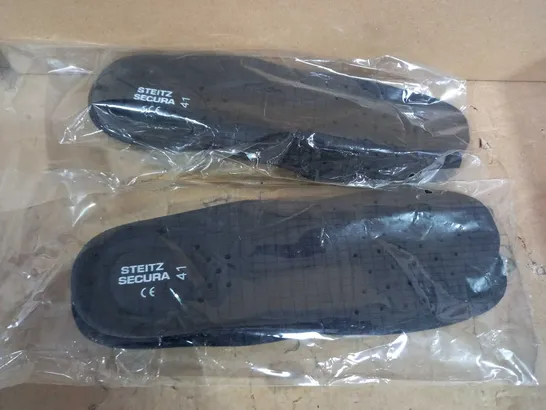 LOT OF 2 BRAND NEW PAIRS OF STEITZ SECURA INSOLES EU SIZE 41