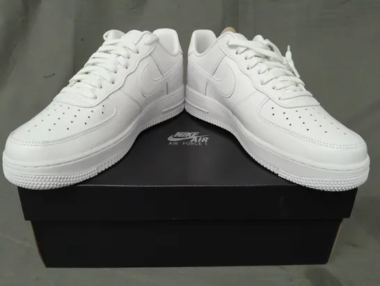 BOXED PAIR OF NIKE AIR FORCE 1 '07 FRESH SHOES IN WHITE UK SIZE 9.5