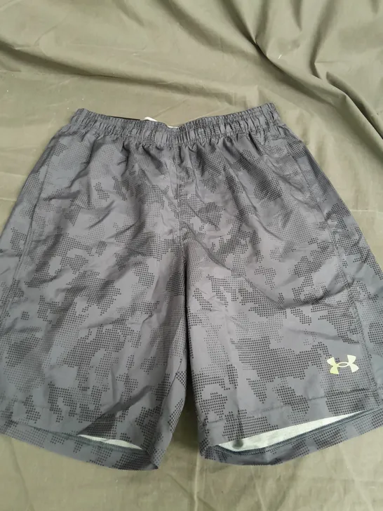 UNDER ARMOUR LOOSE SHORTS GREY SIZE MEDIUM 