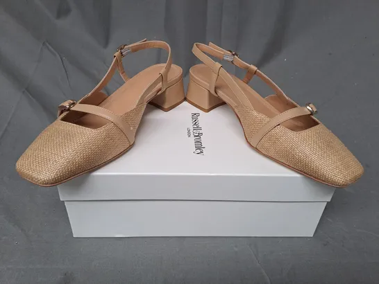 BOXED PAIR OF RUSSELL & BROMLEY CLOSED TOE LOW BLOCK HEEL SHOES EU SIZE 39