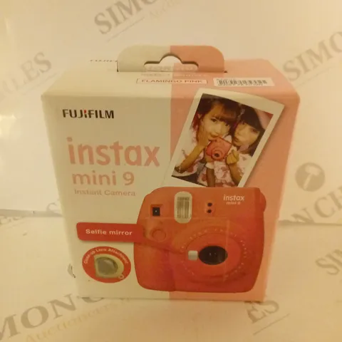 BRAND NEW BOXED FUJIFILM INSTAX MINI 9 INSTANT CAMERA 