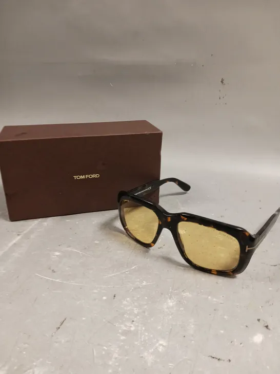 TOM FORD BAILEY-02 PHOTOCHROMIC SUNGLASSES 