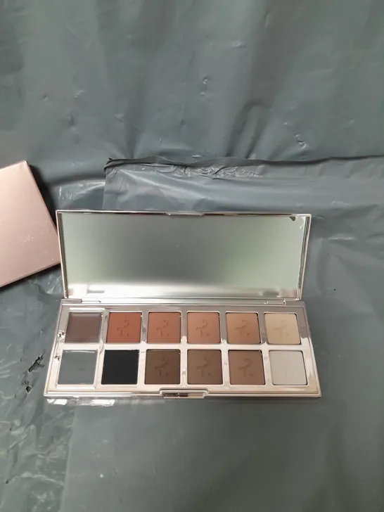 PATRICK TA MAJOR DIMENTION III MATTE EYESHADOW PALETTE