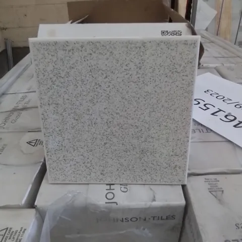 PALLET TO CONTAIN APPROX 96 X PACKS OF BRAND NEW JOHNSON GLAZED WALL TILES IN MICRO RICE/VICTORIAN GREEN - 25 TILES PER PACK // TILE SIZE: 197 X 197 X 6.5mm