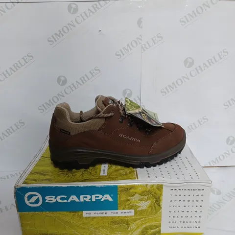 SCARPA CYRUS GTX WMN WALKING BOOTS IN BROWN - EU 40