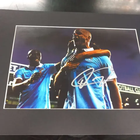 MOUNTED AND SIGNED VINCENT KOMPANY SIGNED PHOTOGRAPH