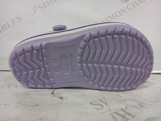 BOXED PAIR OF CROCS IN LILAC SIZE J1