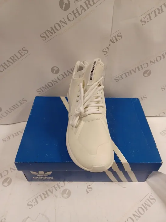 BOXED ADIDAS TUBULAR RUNNER UK 8 WHITE 