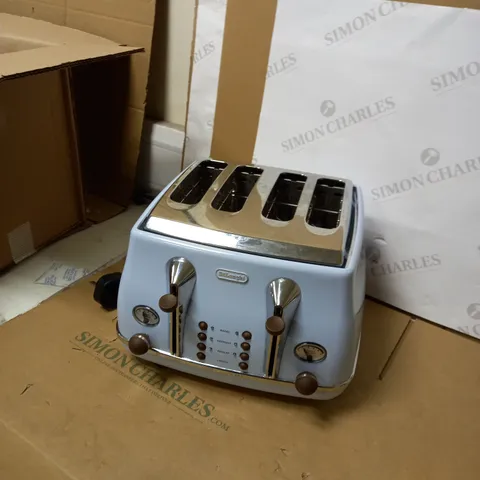 DELONGHI 4 SLICE TOASTER 