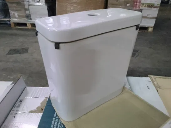 CUR CLOSE COUPLED CISTERN - WHITE