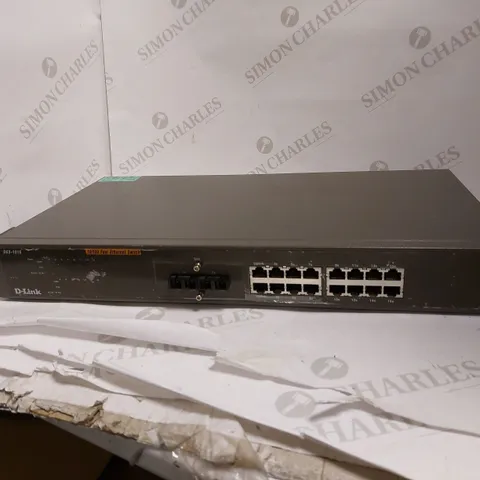 D-LINK DES-1016 10/100 FAST ETHERNET SWITCH 