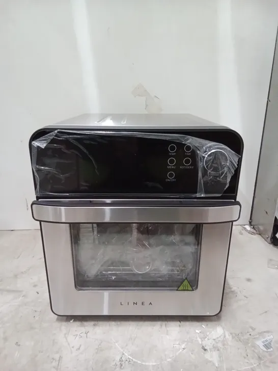 BOXED LINEA 14.5L AIR FRYER WITH ACCESSORIES