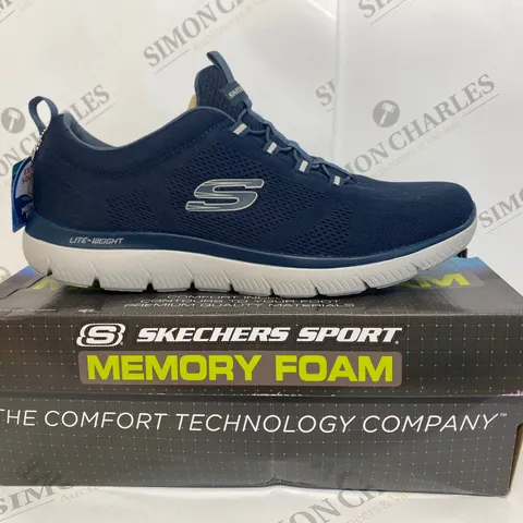 BOXED PAIR OF SKECHERS NAVY TRAINERS SIZE 12