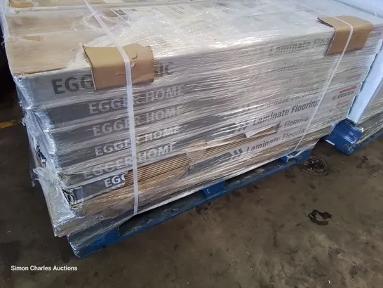 PALLET OF APPROXIMATELY 40 PACKS OF ASSORTED LAMINATE FLOORING 