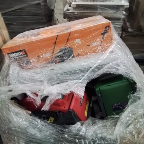 PALLET CONTAINING VARIOUS MIXED LAWNMOWERS 