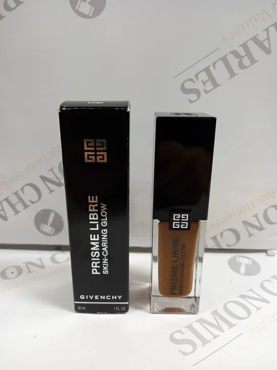 GIVENCHY PRISME LIBRE SKIN-CARING GLOW FOUNDATION