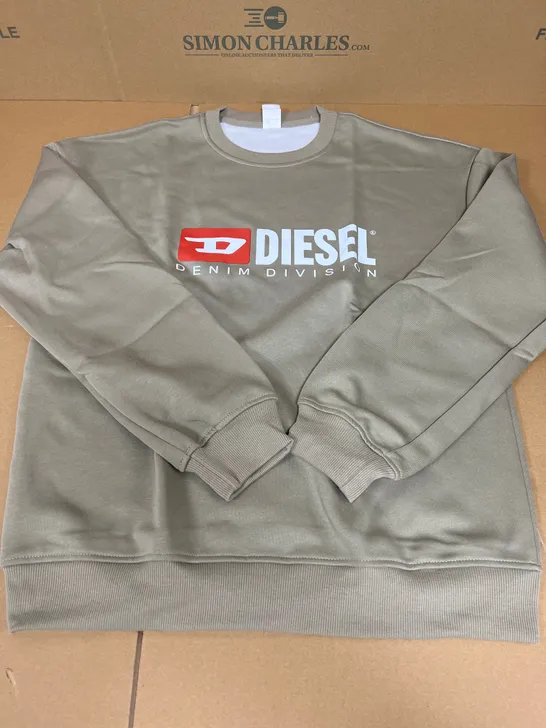 DIESEL CREW NECK SWEATER IN TAUPE SIZE LARGE