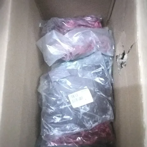 BOX OF 5 MICHELE HOPE VELVET TSHIRTS (VARIOUS SIZES) 