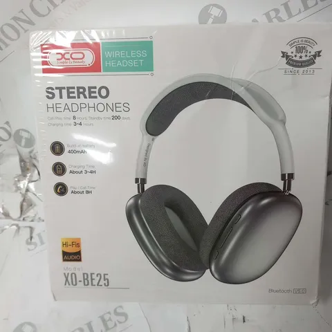 BOXED NEW BOXED AND SEALED SIMPLE IS BEAUTY WIRELESS HEADSET STEREO HEADPHONES X0-BE25