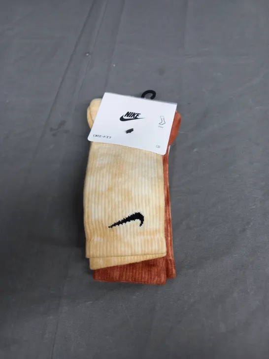 NIKE DRI FIT CREW SOCKS - SET OF 2 - UK 2-5