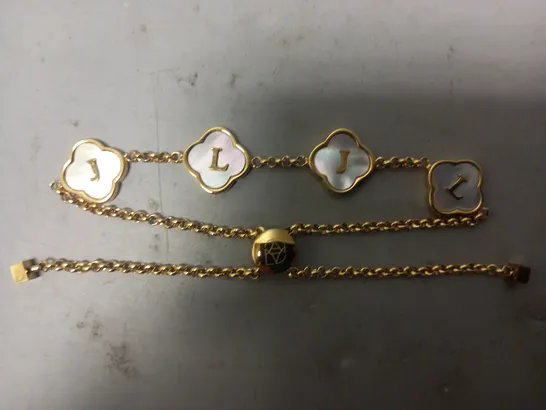 BOXED ABBOTT LYON CUSTOM CLOVER INITIAL BRACELET IN GOLD