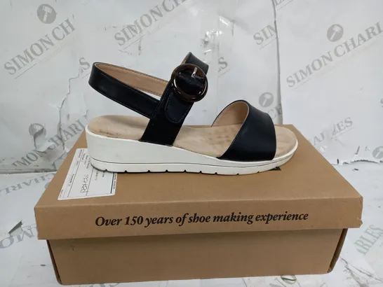 BOXED CUSHION WALK WEDGE SANDAL - UK SIZE 6 