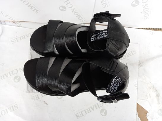 BOXED PAIR OF BLACK LEATHER STRAP SANDALS - SIZE 38