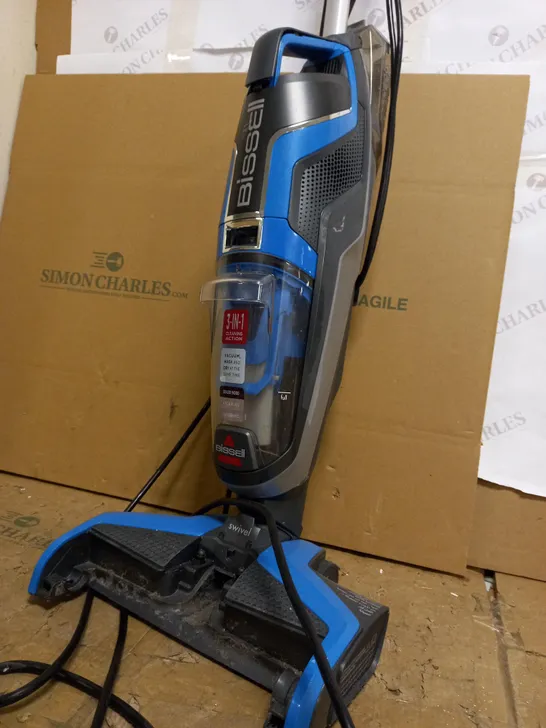 BISSELL 3 IN 1 VACUUM