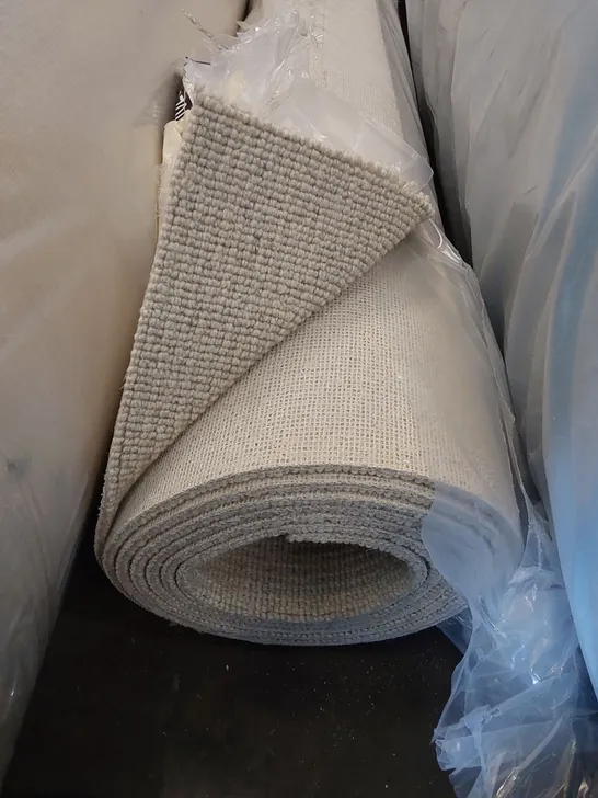 ROLL OF QUALITY SISAL WEAVE CLASSIC BARLEY CARPET // SIZE: APPROX 4 X 4m