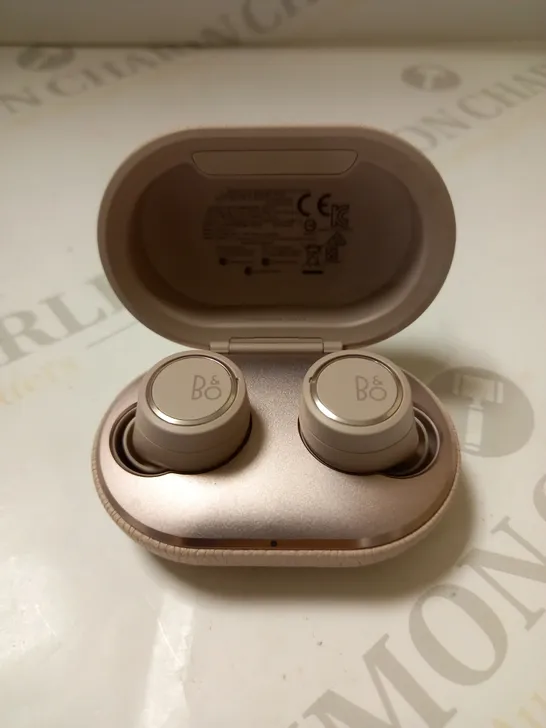 BEOPLAY E8 3.0 MOTION EARBUDS 
