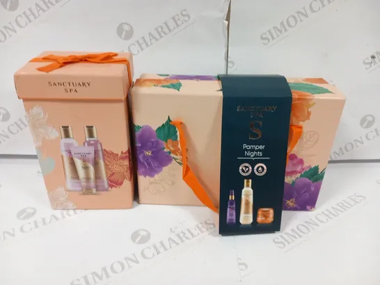 2 ASSORTED SANCTUARY SPA GIFT SETS TO INCLUDE; LITTLE MOMENTS AND PAMPER NIGHTS