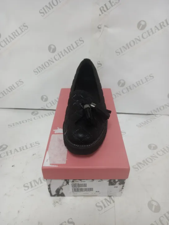 BOXED MODA IN PELLE EMMERSON LOAFER BLACK SIZE 6