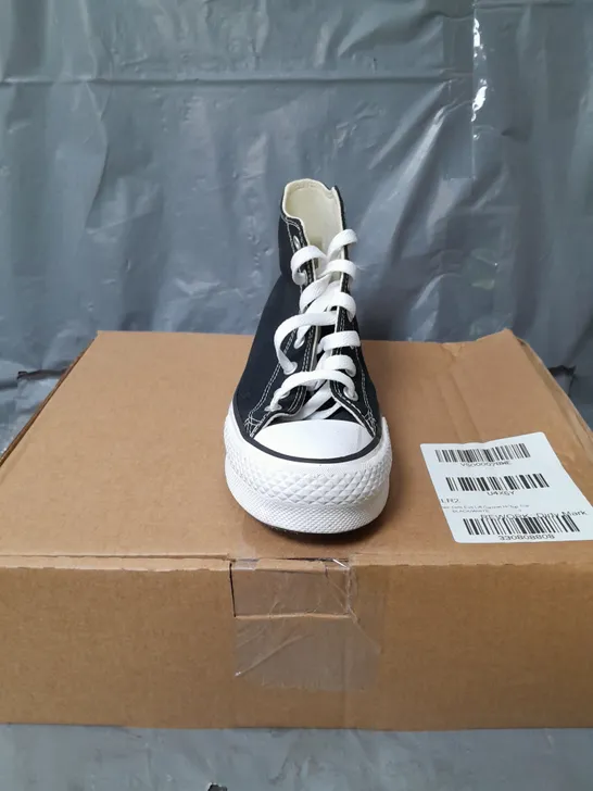 CONVERSE ALL STARS JUNIOR GIRLS HIGH TOP TRAINERS BLACK/WHITE SIZE 3