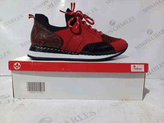 BOXED PAIR OF RIEKER RUNNING TRAINERS IN RED - SIZE 7.5