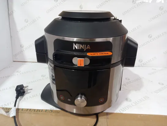 NINJA FOODI SMARTLID 7.5L MULTI COOKER & AIR FRYER