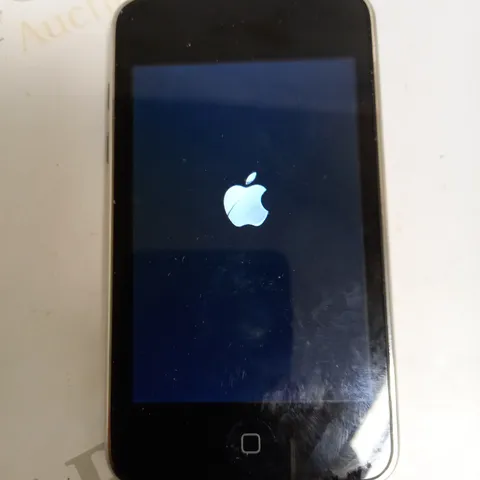 APPLE IPOD TOUCH 32GB (A1318, 3RD GEN)