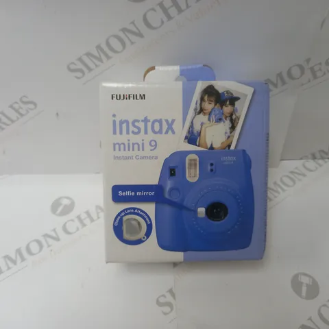 BRAND NEW BOXED FUJIFILM INSTAX MINI 9 INSTANT CAMERA