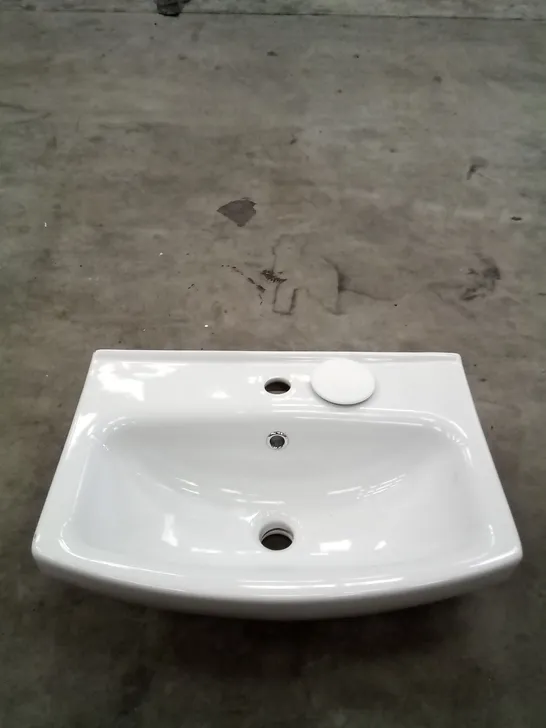 WHITE 39 X 55CM BATHROOM SINK 